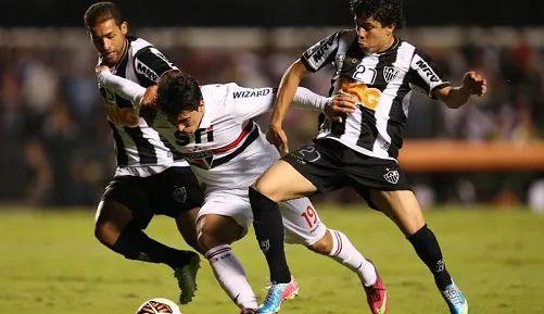 的关系显得 的关系显得