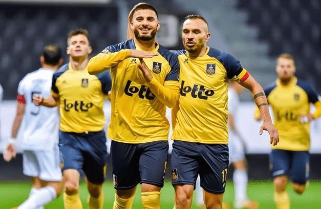 将比分扩大 将比分扩大