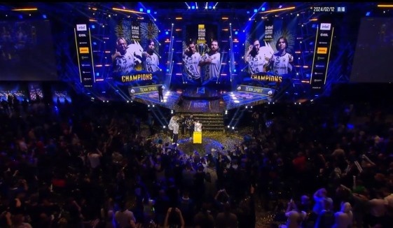 荣誉易逝的 荣誉易逝的